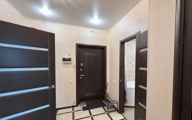 Na Ulitse Revolyutsii 3k1 Flat