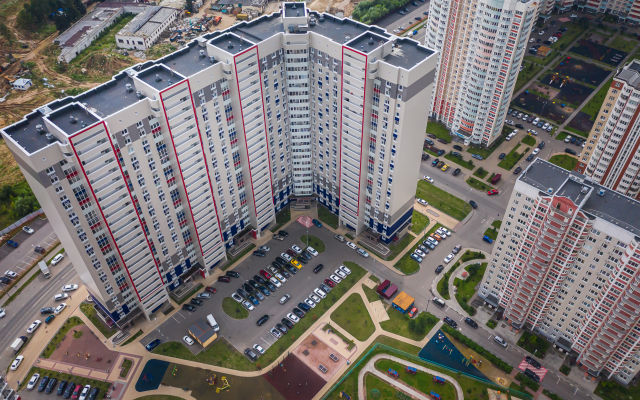 1-K So Svetlym Dizaynom V Putilkovo Flat