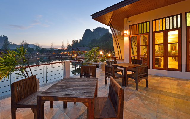 Poonsiri Resort Aonang Hotel