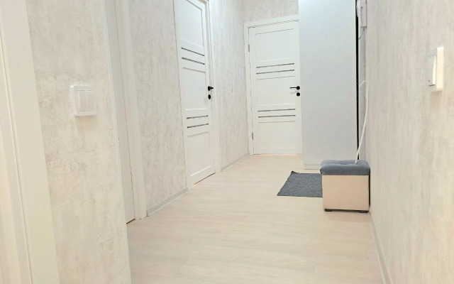 Dvukhkomnatnaya kvartira v novom Zhk Za ruchyem Flat