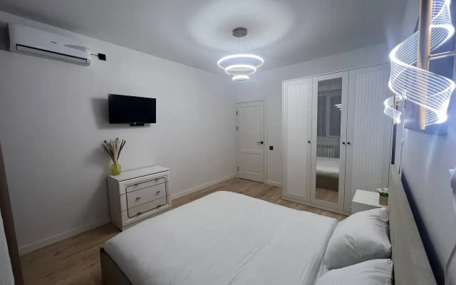 AlexHome v Monino Apartments