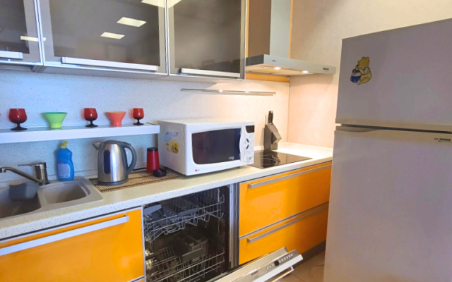 2-Komnatnye Na Naberezhnoy Flat