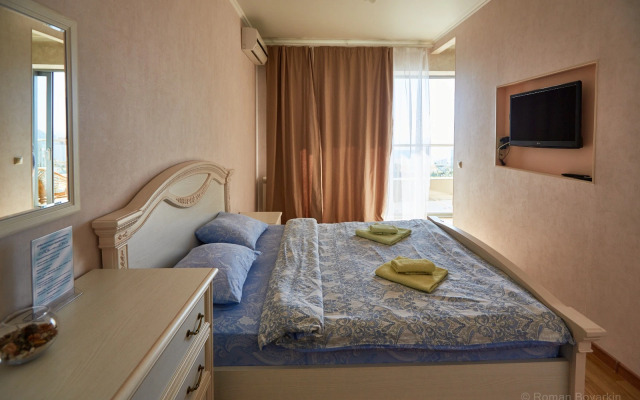 Апартаменты Ideal House Sea View 1