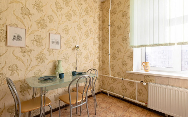 Gosti Lyubyat Na Varshavskoy 112 Flat