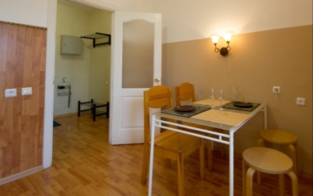 Samyj Centr Lotos Aparts Apartments