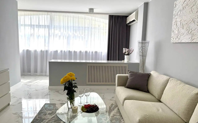 Stilnaya Ryadom S Parkom Rivyera Flat