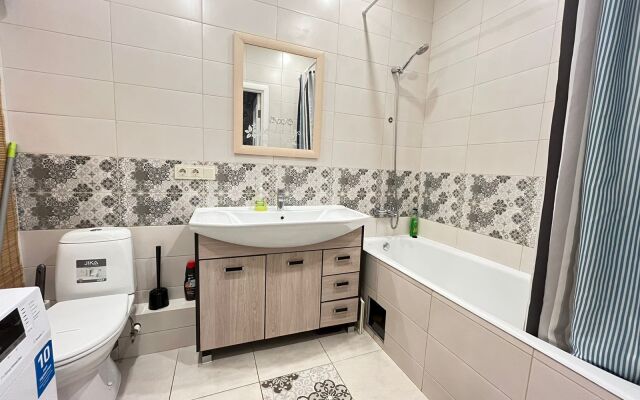 Royal Aurora Odnushka Na Sirenevoy Apartments