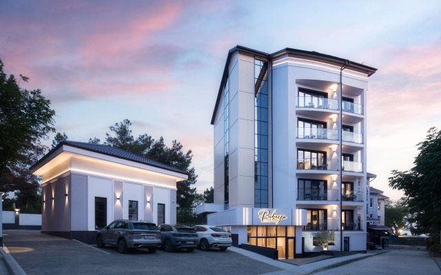 Отель Ривьера