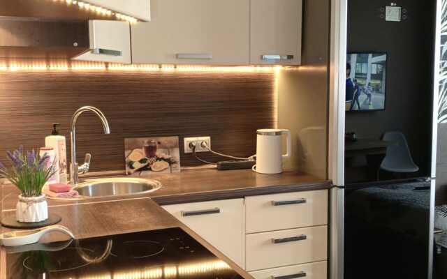 Квартира уютная студия в районе ЖД