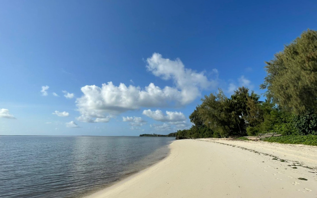 Отель Five Palms