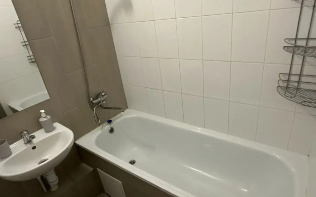 Na Ulitse Monastyrskaya 46 Flat