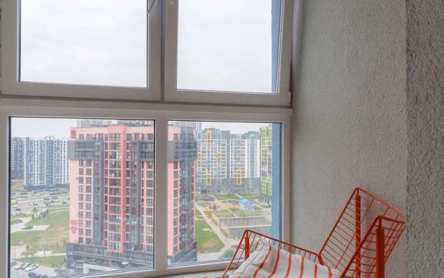 1-Kom Studiya, Minsk-Mir Flat