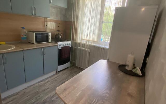 2-K. Kvartira V Yuzhnom Rayone Apartments