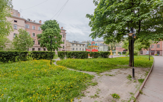 Апартаменты SpbStay с сауной на Невском проспекте 90