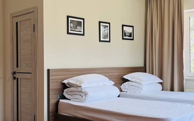 People Guest House
