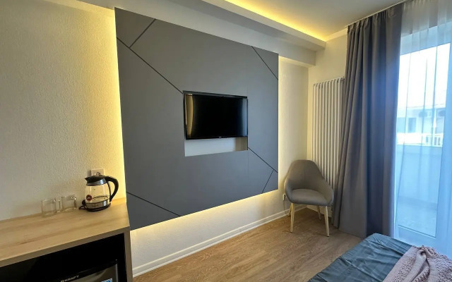 Na Ulitse 8 Marta 10 Apartment