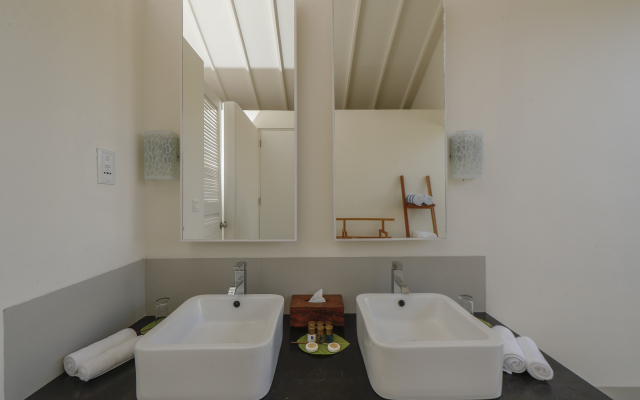Hondaafushi Island Resort Hotel