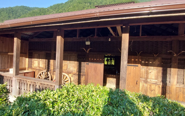 Domik V Derevne Guest House