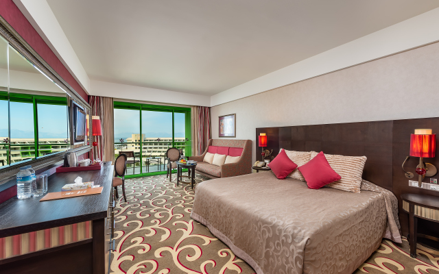 Cornelia Diamond Golf Resort & SPA