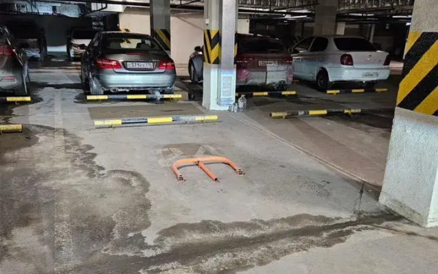 2-Kh Komnatnaya S Terrasoy V Istoricheskom Tsentre Kazani Flat