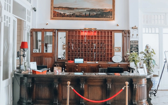 Buyukada Splendid Palace Hotel