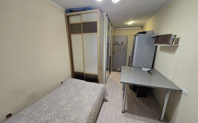 Na A Kuznetsova Flat