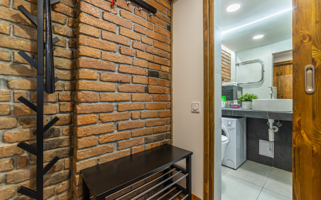 M1C Lyuks Apartments