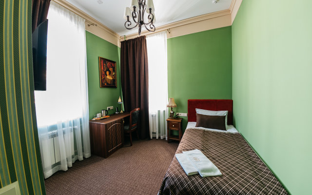 Sakvoyazh Hotel
