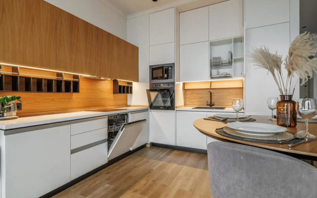 Na 1m Krasnogvardeyskom proyezde 22s1 Apartments