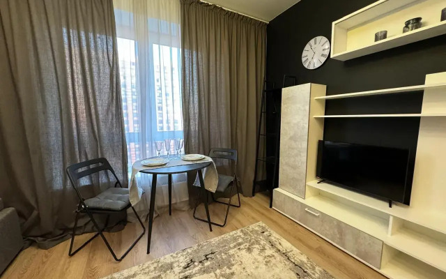 Stilnaya Studiya S Kharakterom Flat