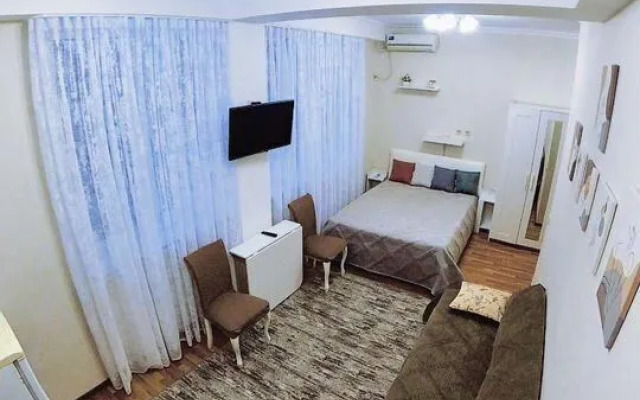 Na Volzhskoy Ulitse 85A Apartments