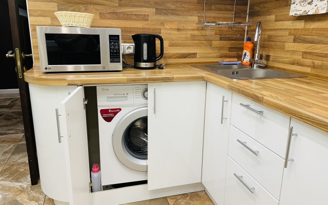 Dvuhkomnatnaya Na Roz 65 Flat