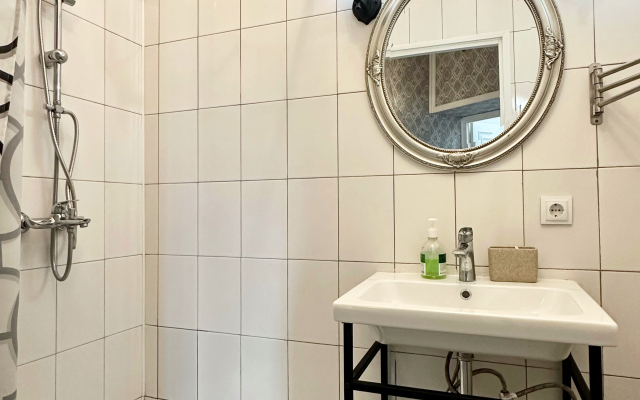 Апартаменты SpbStay с 3 спальнями на Некрасова 1