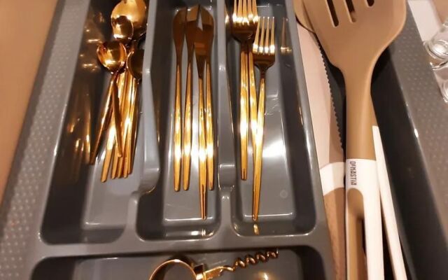 Gold Studio Flat