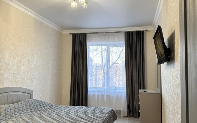 Квартира Двухкомнатная в центре города с парковкой