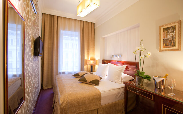 Golden Triangle Boutique Hotel