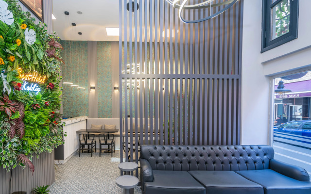 Отель Best Hotel Kadikoy