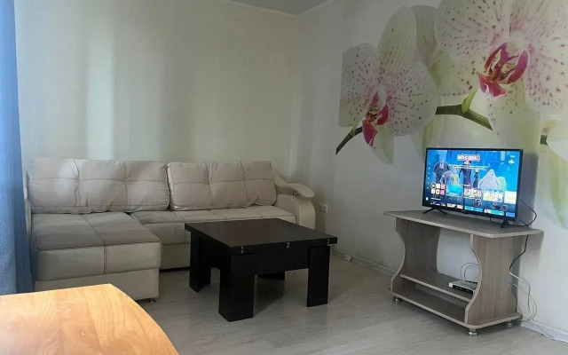 Na Kadamovskoy Ulitse 5 Flat
