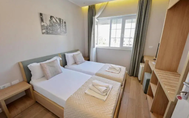 Alis Hotel