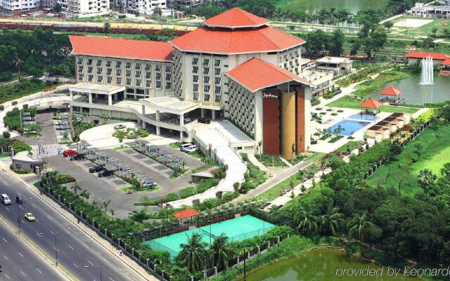Radisson Blu Dhaka Water Garden Hotel