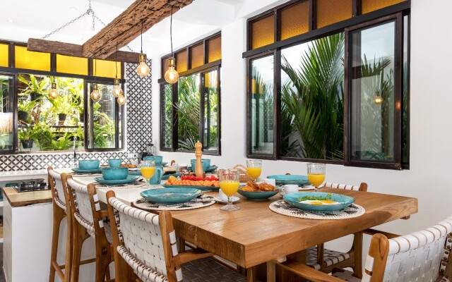 Villa Metisse by Villa Finder