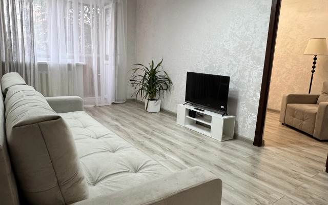 Romantika v tsentre Flat