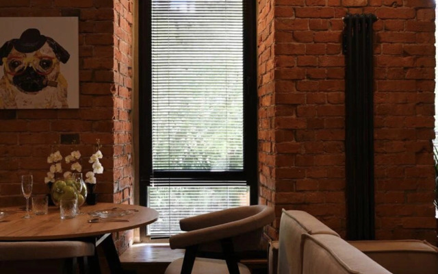 Na Ulitse Mikhalkovskaya 46k3 Flat