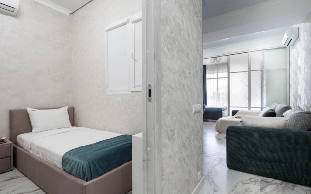 Апартаменты Red Apartments Светлана Парк Жаклин