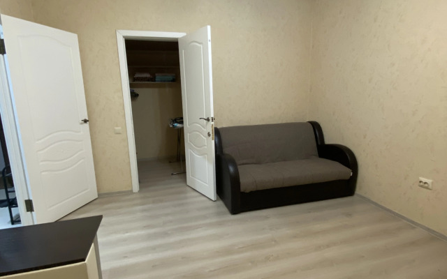 Uyutnaya S Vidom Na More Flat