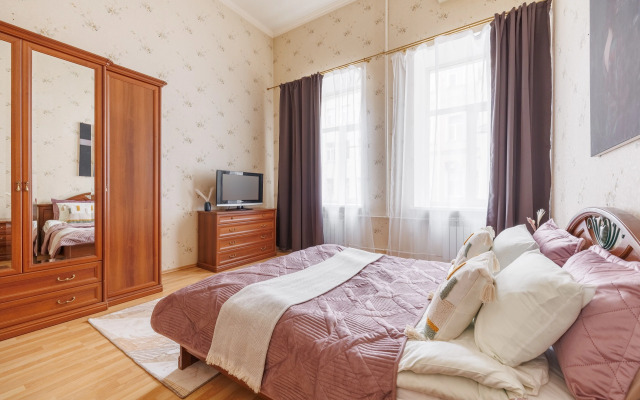 Апартаменты на Владимирской