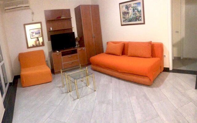 Orange Rafailovici Apartments