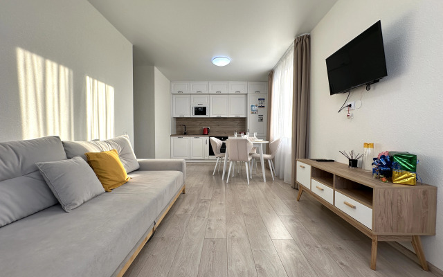 Elitnyye na Beregu Reki Tura s Vidom na Most Vlyublennykh Apartments