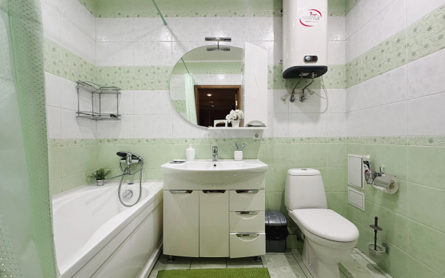 Dvukhkomnatnaya Pionerskaya 100 Flat