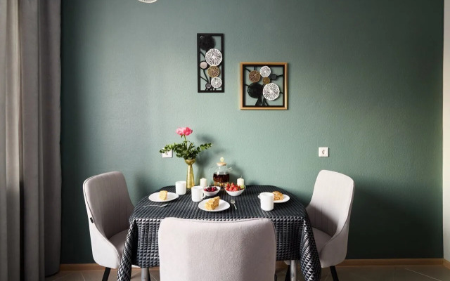 Na Bulvare Mendeleeva 8 Flat